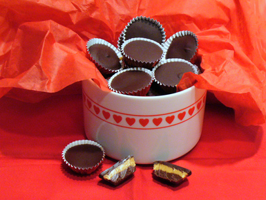 Valentine Day Food History 101 - Salty Vixen Stories romantic chocolate candy pic